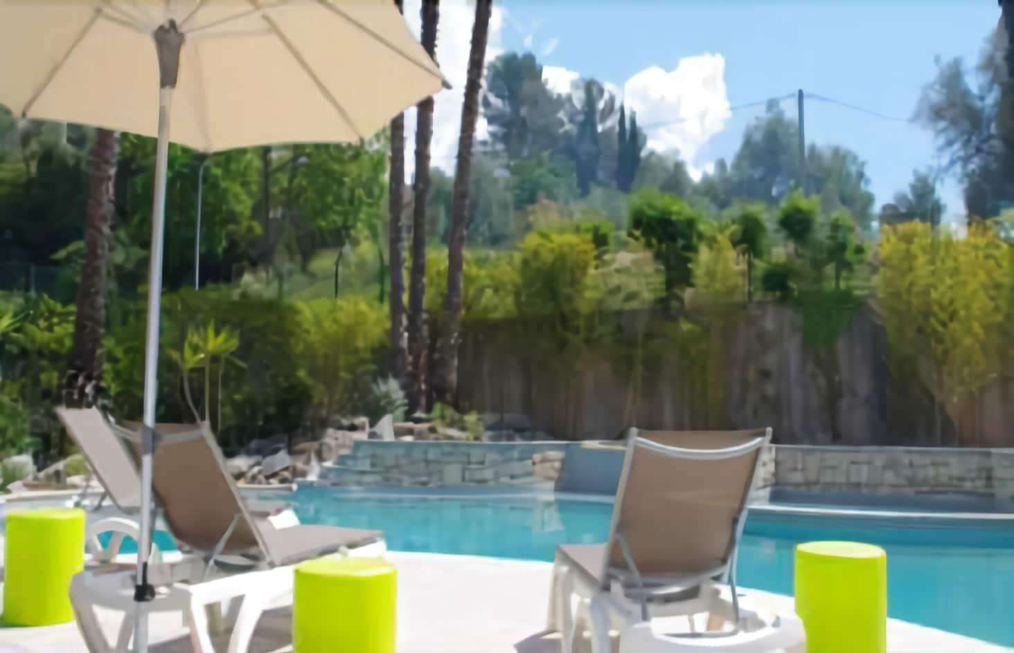 La Tour Carree - Grasse Sud Hotel Peymeinade Ngoại thất bức ảnh