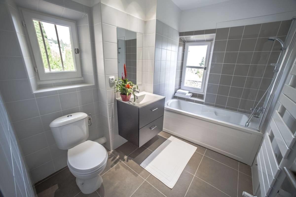 La Tour Carree - Grasse Sud Hotel Peymeinade Ngoại thất bức ảnh