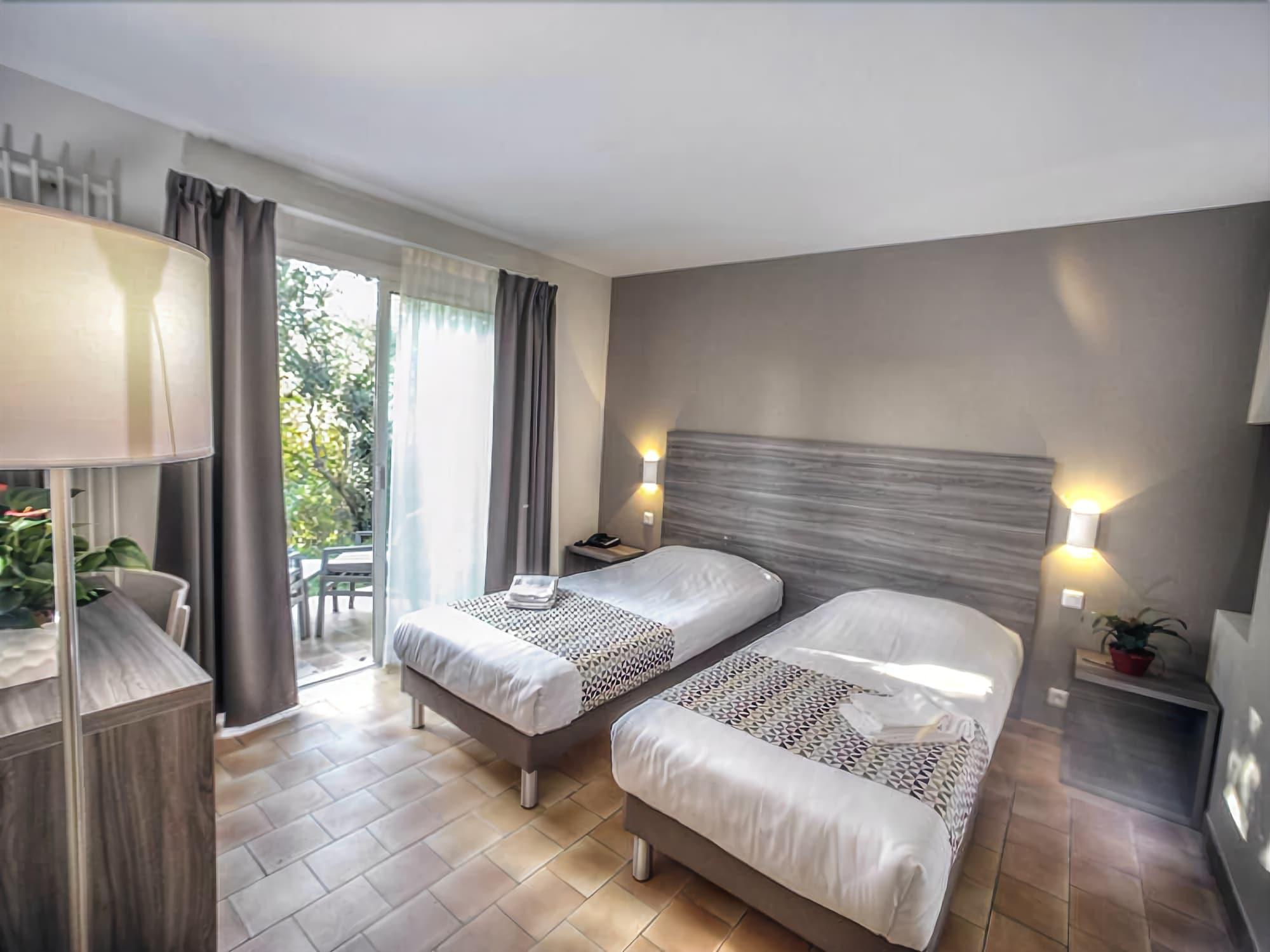La Tour Carree - Grasse Sud Hotel Peymeinade Ngoại thất bức ảnh