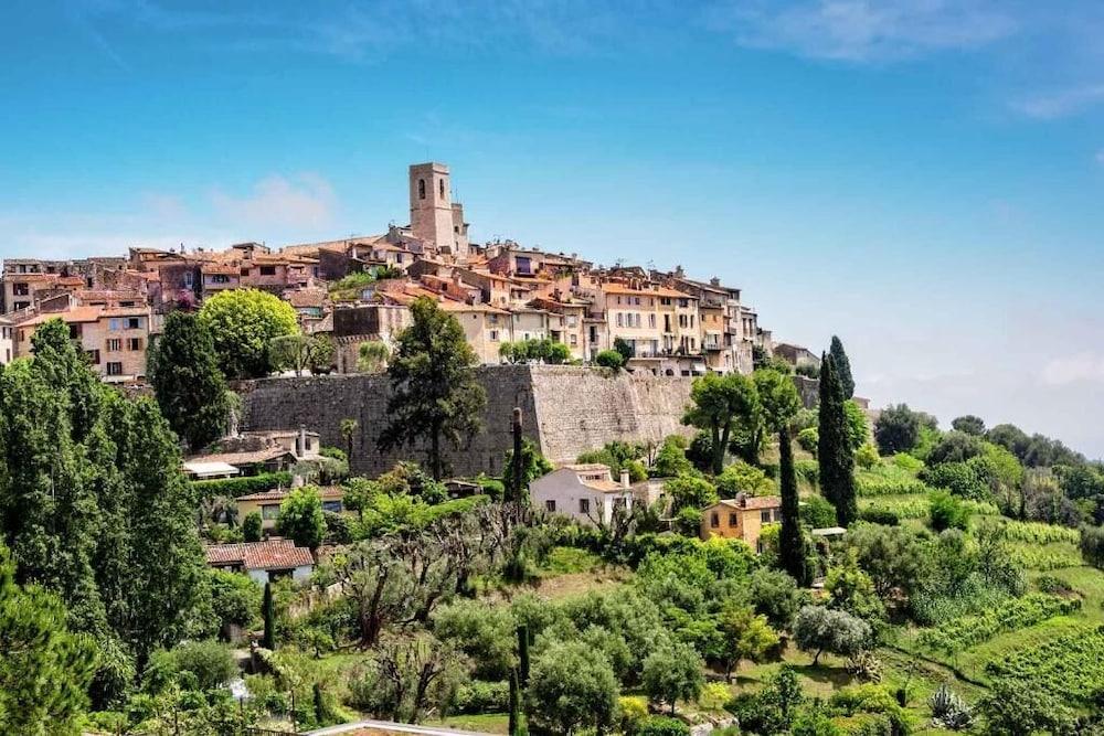 La Tour Carree - Grasse Sud Hotel Peymeinade Ngoại thất bức ảnh